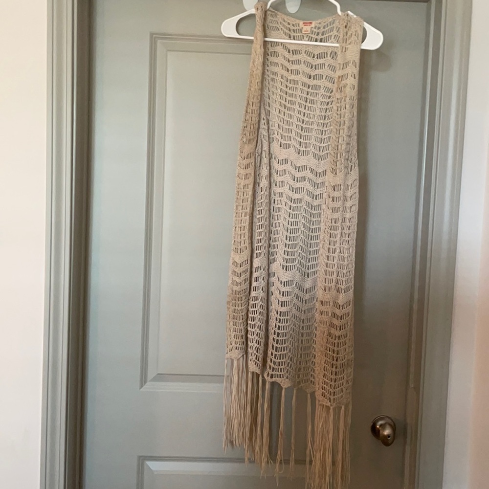 Tassel vest